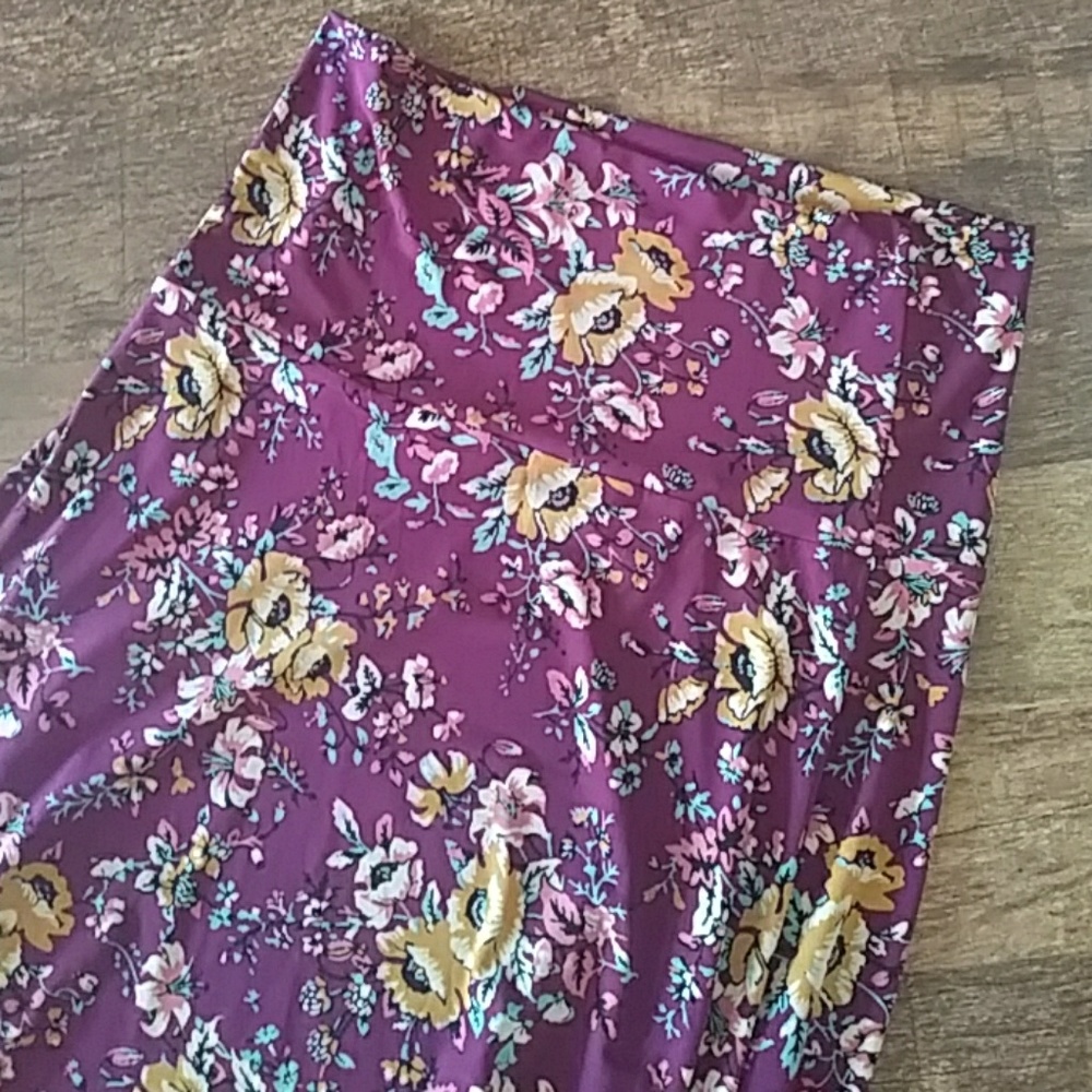 Medium Lula Maxi Skirt